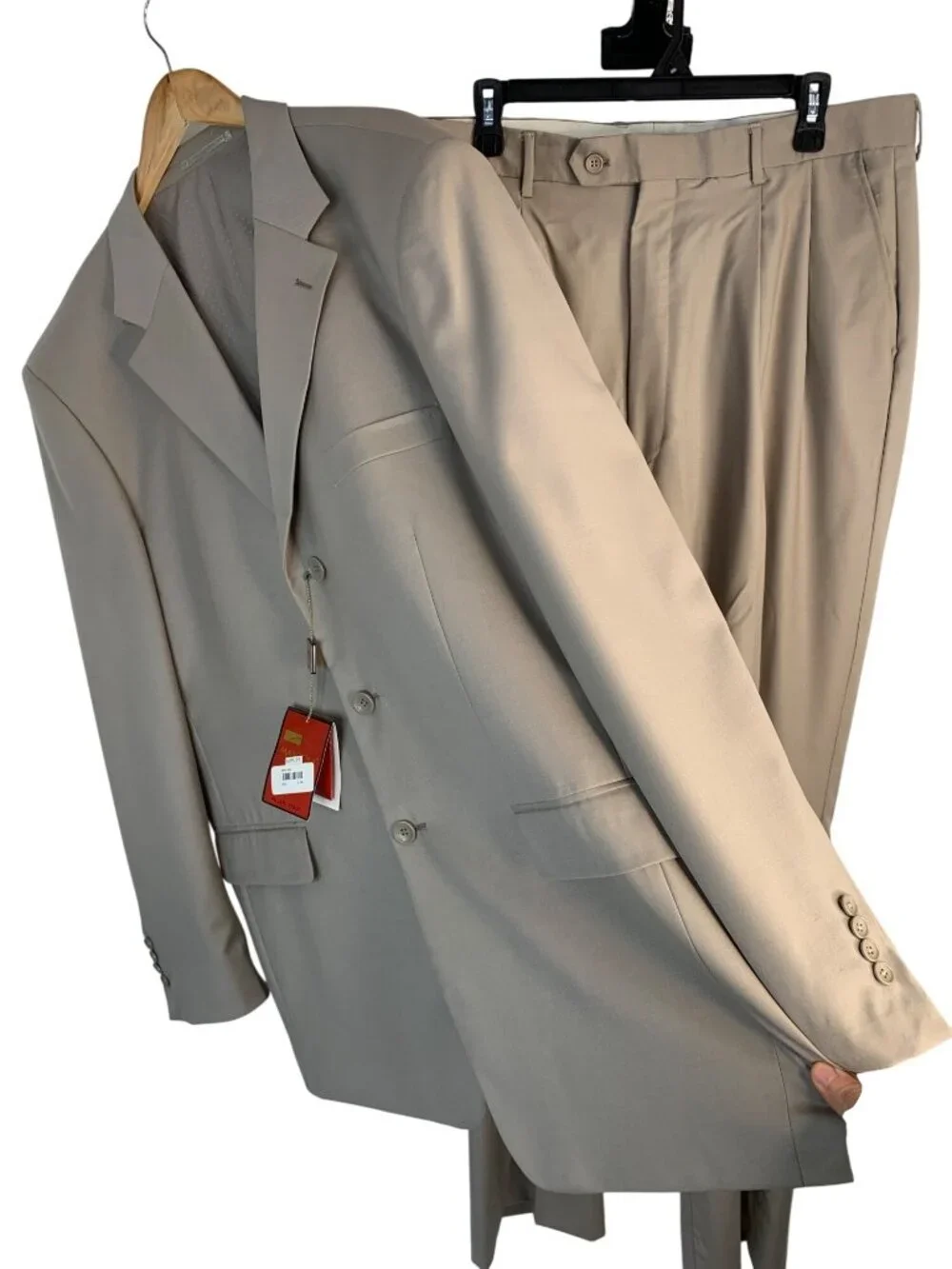 NWT Mantoni Mens Super 140s Suit Jacket & Pleated Pants Tan 48L x 37 Wool